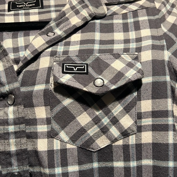 Kimes Ranch Women’s Button Down - Picture 4 of 5